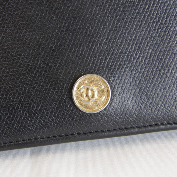 CHANEL Authentic Black Leather Wallet - Picture 6 of 16